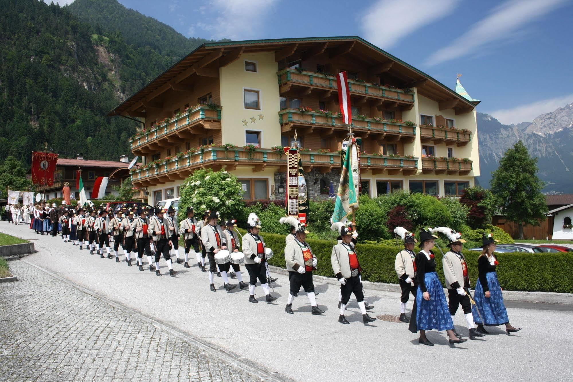Hotel Gasthof Jaeger Zillertal Schlitters Zewnętrze zdjęcie